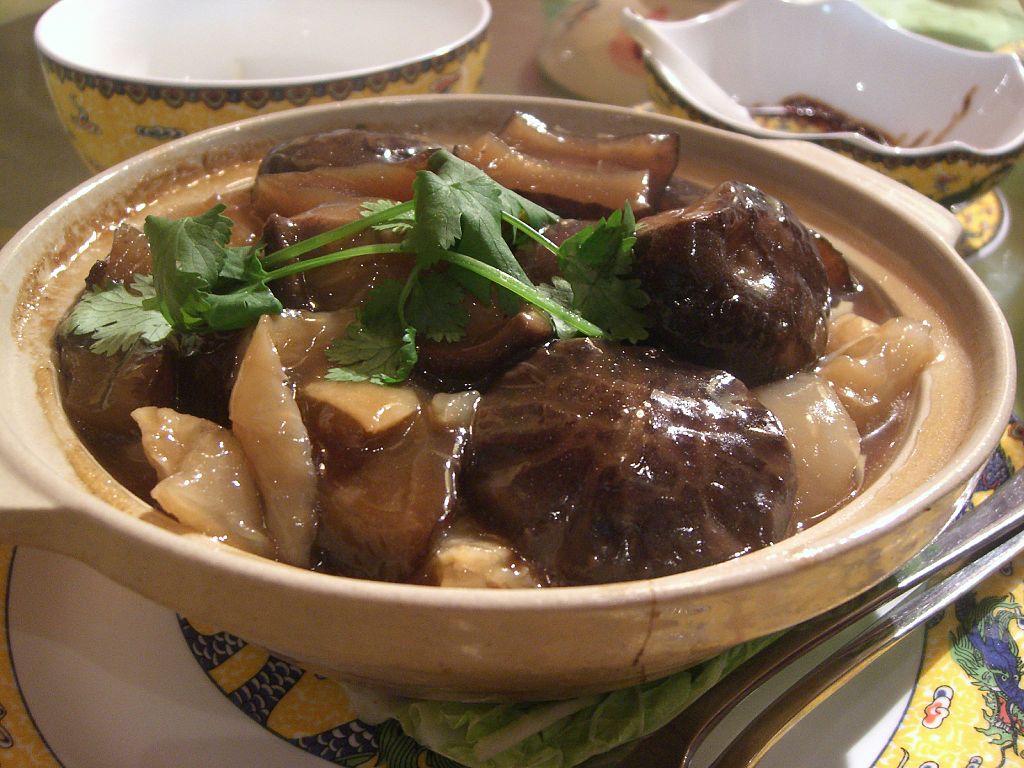 image of sea cucumber dish