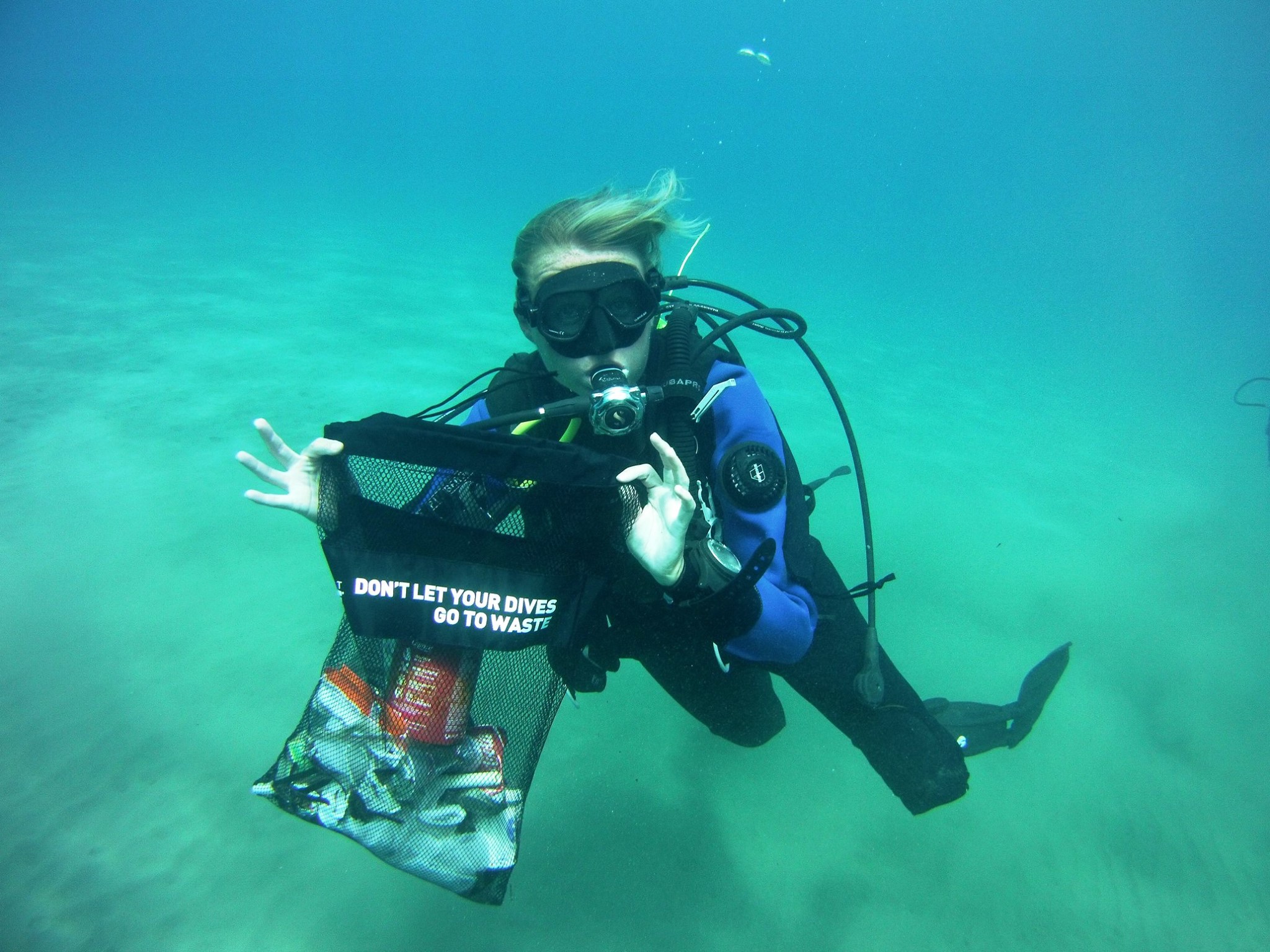 image of dive against debris mesh bag crest diving center